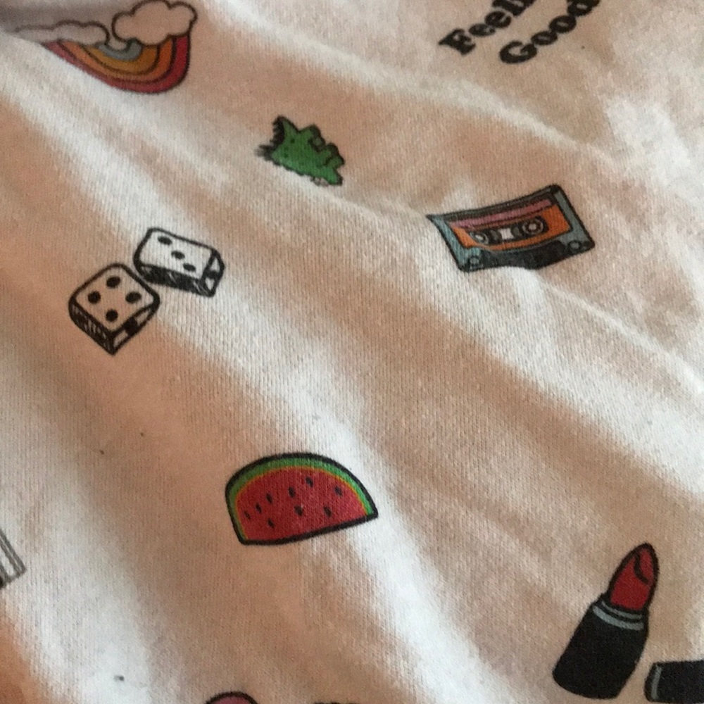 Graphic Sweatshirt - Picture 2 of 4